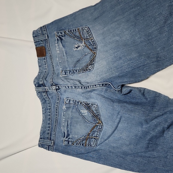 BKE Capri - Picture 2 of 3